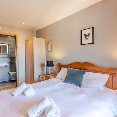 Apartment Superbe Duplex T5 Renove, 10 Pers, Garage, A 2 Pas Du Centre De - Fr-1-754-29