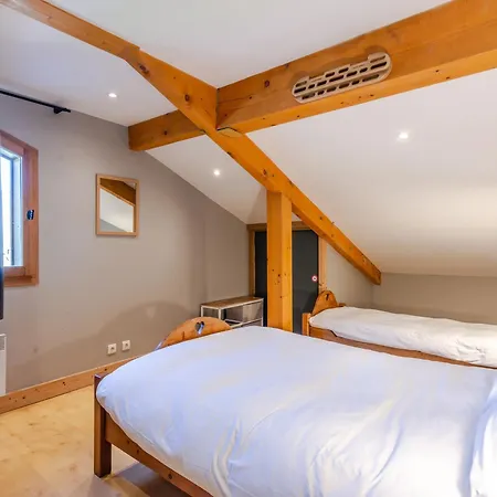 Superbe Duplex T5 Renove, 10 Pers, Garage, A 2 Pas Du Centre De - Fr-1-754-29 Apartment *