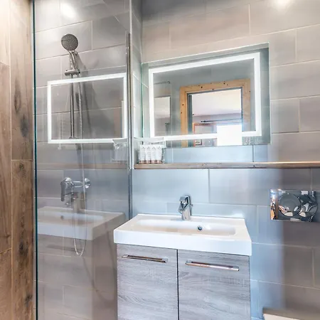 Apartment Superbe Duplex T5 Renove, 10 Pers, Garage, A 2 Pas Du Centre De - Fr-1-754-29 Morzine